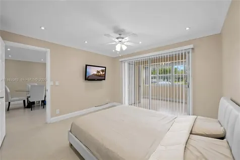 329 SE 3rd Street Hallandale Beach FL 33009