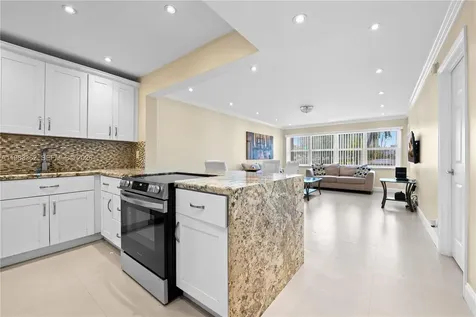 329 SE 3rd Street Hallandale Beach FL 33009