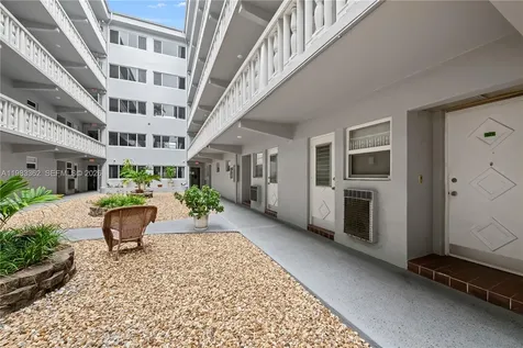 329 SE 3rd Street Hallandale Beach FL 33009