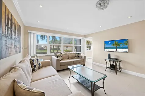 329 SE 3rd Street Hallandale Beach FL 33009
