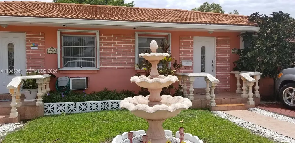 2787 SW 34th Court Miami FL 33133