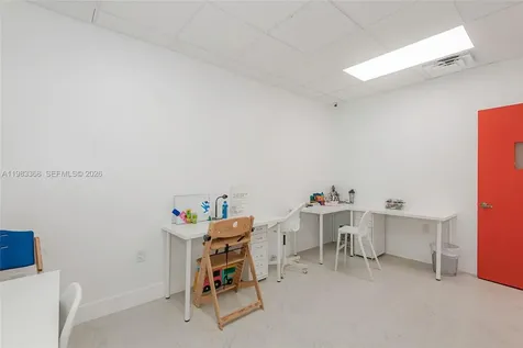 1992 E 4th Avenue Hialeah FL 33010