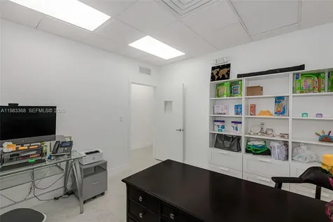 1992 E 4th Avenue Hialeah FL 33010