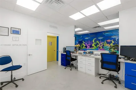 1992 E 4th Avenue Hialeah FL 33010