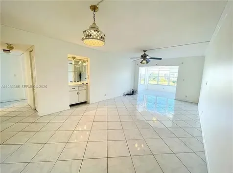 9370 SW 8th Street Boca Raton FL 33428