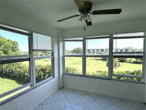 9370 SW 8th Street Boca Raton FL 33428