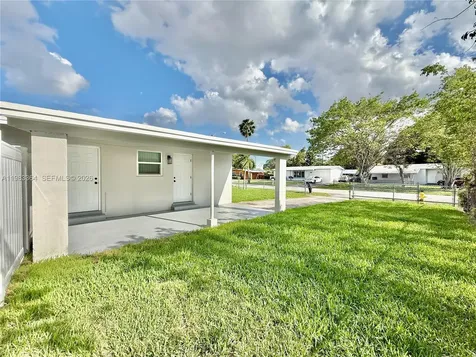 3461 NW 5th Street Lauderhill FL 33311