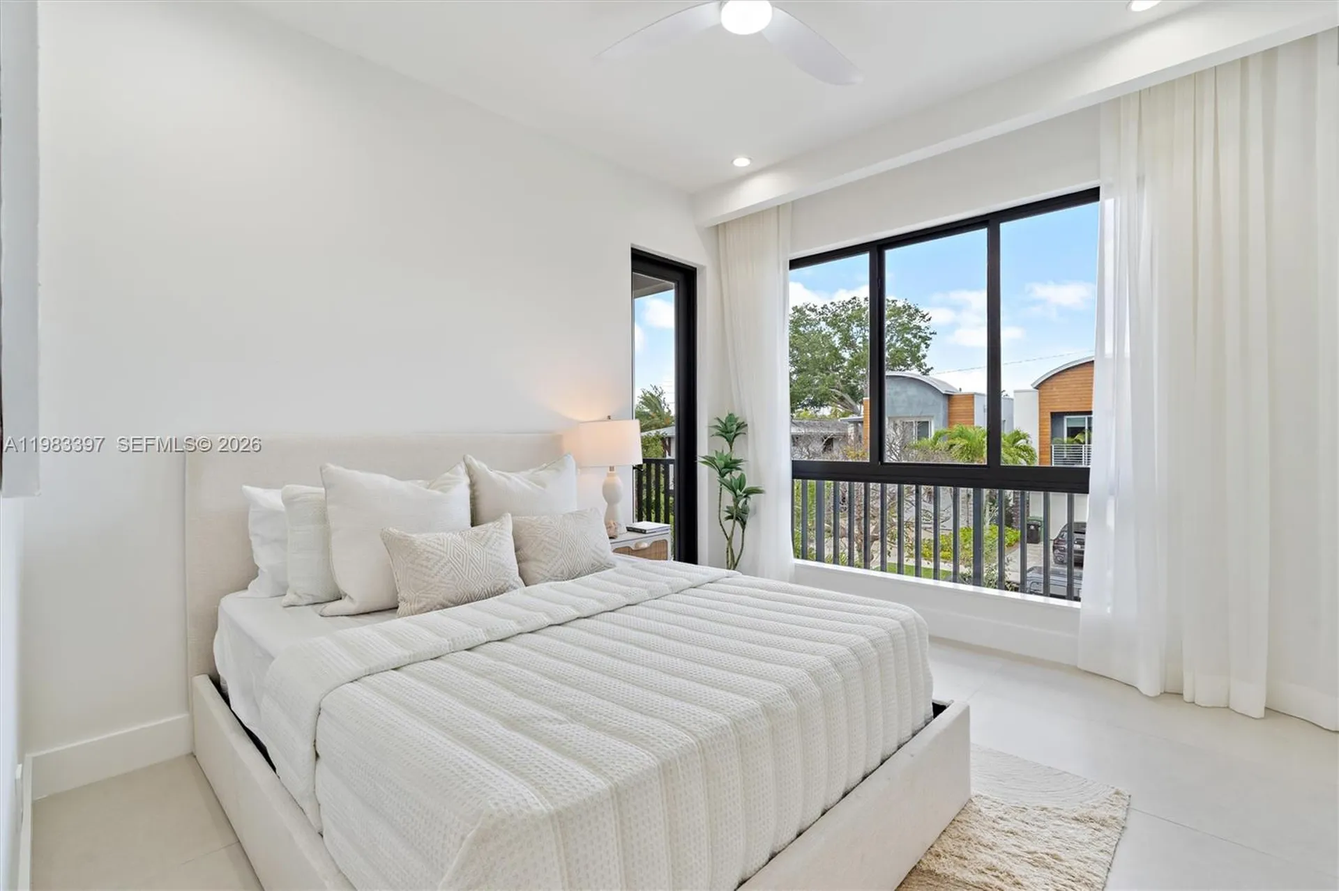 1410 NE 5th Street Fort Lauderdale FL 33301
