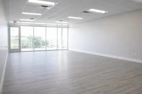 10887 NW 17th Street Sweetwater FL 33172