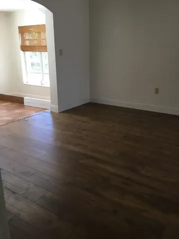 8927 Hawthorne Avenue Surfside FL 33154