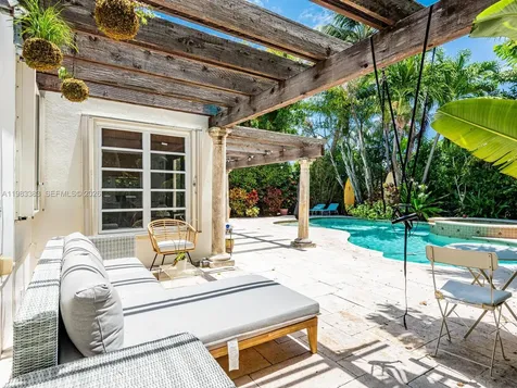 8927 Hawthorne Avenue Surfside FL 33154
