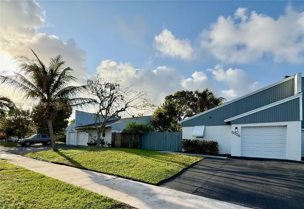 5028 NW 6th Street Delray Beach FL 33445