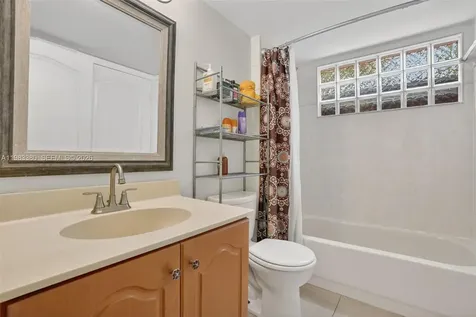 15672 SW 91st Lane Miami FL 33196