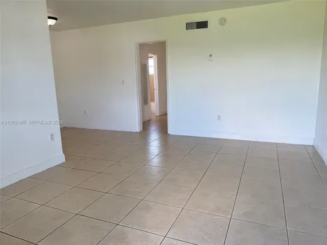 4300 SW 67th Avenue Miami FL 33155