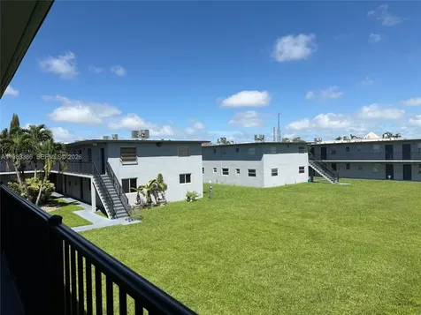 4300 SW 67th Avenue Miami FL 33155