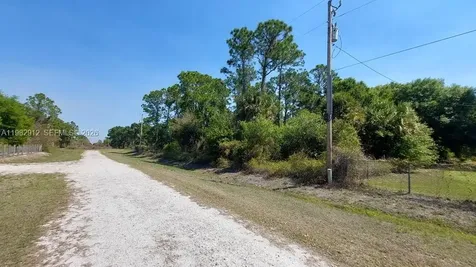 165 N Sendero Street Clewiston FL 33440