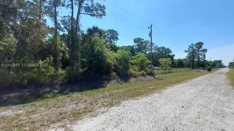 165 N Sendero Street Clewiston FL 33440
