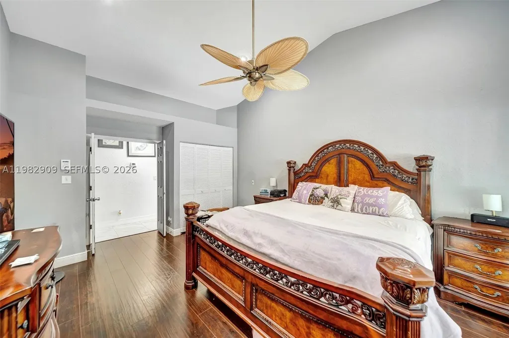 106 SW 85th Terrace Coral Springs FL 33071