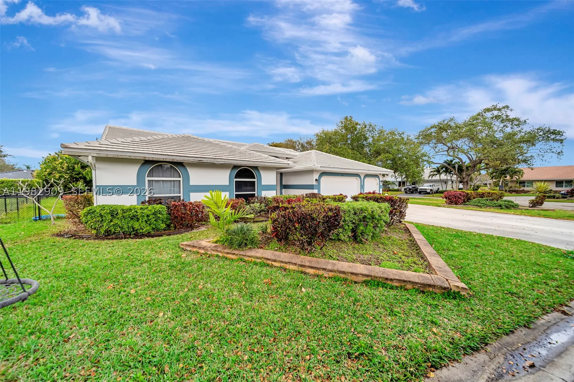 106 SW 85th Terrace Coral Springs FL 33071