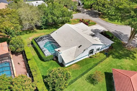 106 SW 85th Terrace Coral Springs FL 33071