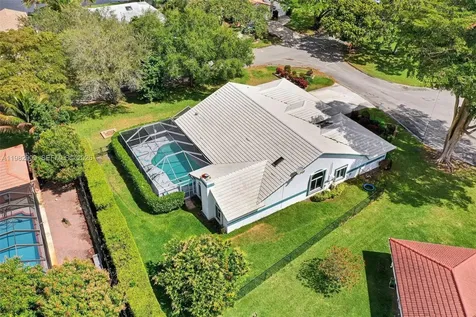 106 SW 85th Terrace Coral Springs FL 33071