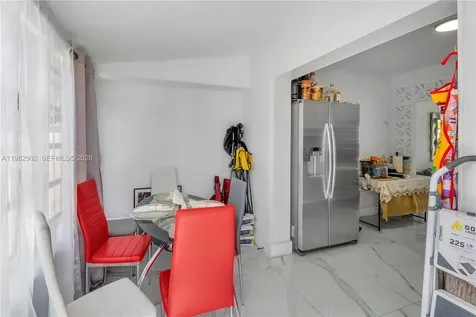 250 NW 34th Avenue Miami FL 33125