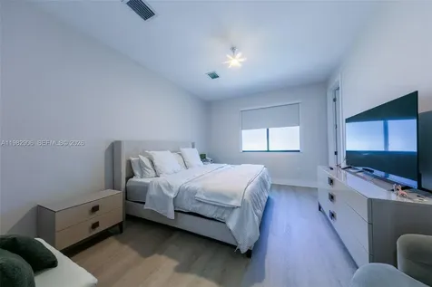 4315 NW 81st Court Doral FL 33166
