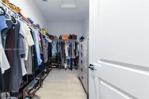 4315 NW 81st Court Doral FL 33166