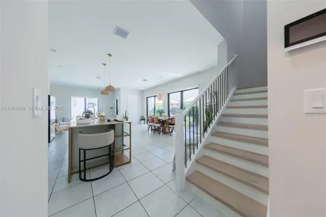 4315 NW 81st Court Doral FL 33166