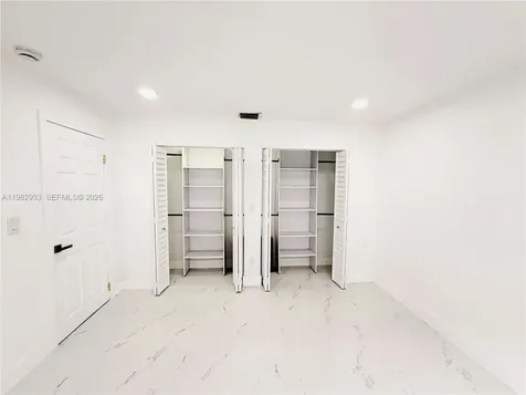 3354 NW 50th Street Miami FL 33142