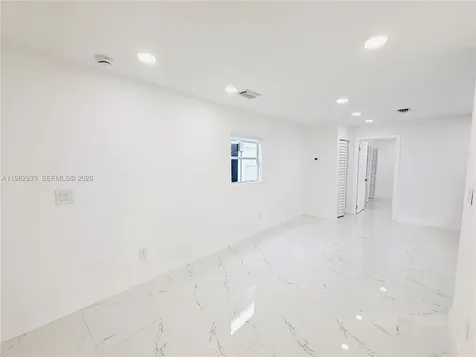 3354 NW 50th Street Miami FL 33142