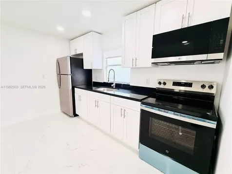 3354 NW 50th Street Miami FL 33142