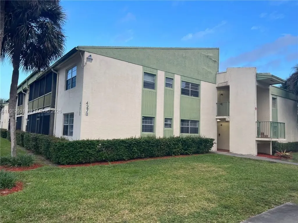 4270 NW 89th Avenue Coral Springs FL 33065