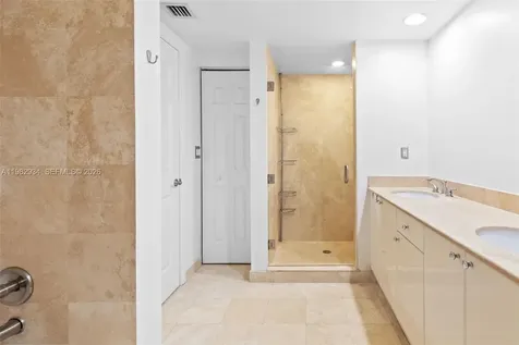 1755 E Hallandale Beach Boulevard Hallandale Beach FL 33009