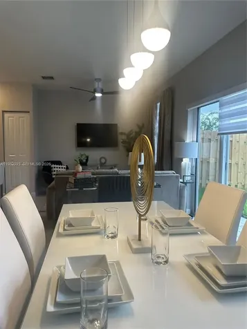 11883 NW 47 Manor Coral Springs FL 33076