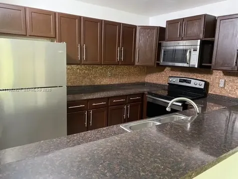 4210 NW 21st Street Lauderhill FL 33313