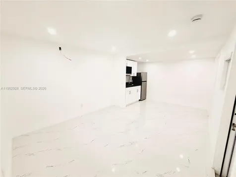 3354 NW 50th Street Miami FL 33142