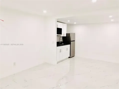 3354 NW 50th Street Miami FL 33142