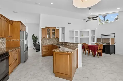 1583 NW 182nd Way Pembroke Pines FL 33029