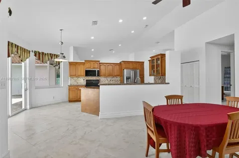 1583 NW 182nd Way Pembroke Pines FL 33029