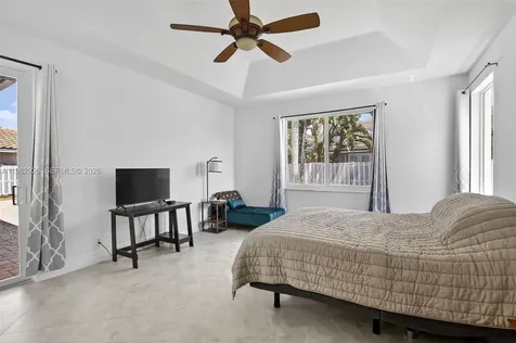 1583 NW 182nd Way Pembroke Pines FL 33029