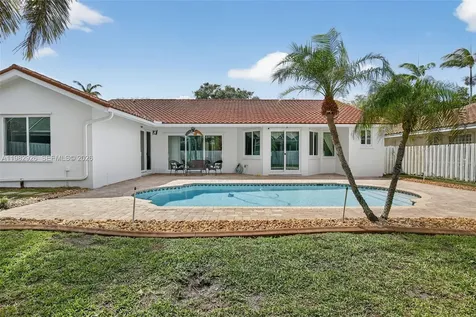 1583 NW 182nd Way Pembroke Pines FL 33029