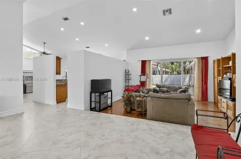 1583 NW 182nd Way Pembroke Pines FL 33029