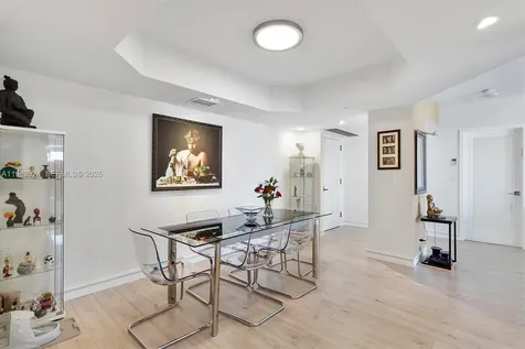20191 E Country Club Drive Aventura FL 33180