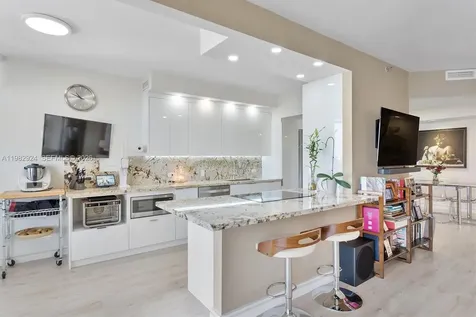 20191 E Country Club Drive Aventura FL 33180