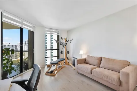 20191 E Country Club Drive Aventura FL 33180