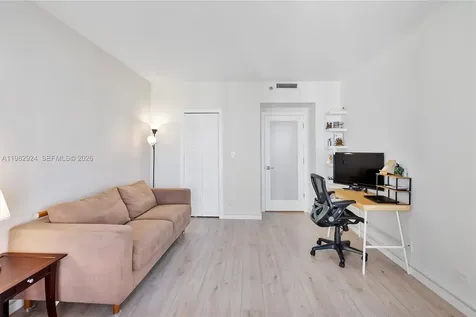 20191 E Country Club Drive Aventura FL 33180