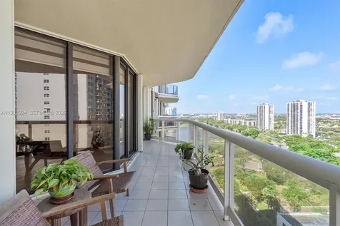 20191 E Country Club Drive Aventura FL 33180