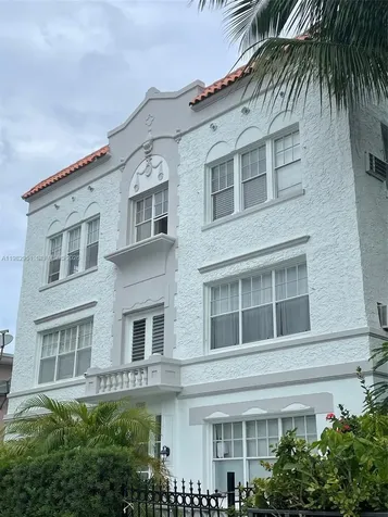 1611 Michigan Avenue Miami Beach FL 33139