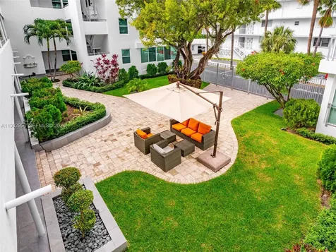 10210 Collins Avenue Bal Harbour FL 33154